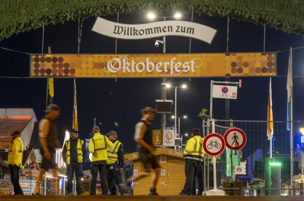 Germany's famous Oktoberfest begins in Munich Germany's famous Oktoberfest begins in Munich