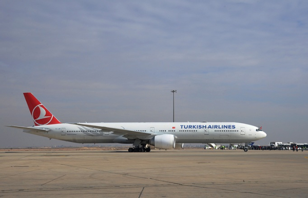 Turkish Airlines finalizes deal to purchase 225 Boeing aircraft Turkish Airlines finalizes deal to purchase 225 Boeing aircraft