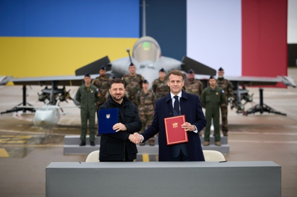 France, Ukraine sign deal framework for Rafale jet purchase France, Ukraine sign deal framework for Rafale jet purchase