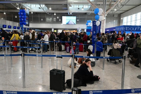 Greek civil aviation chief resigns after nationwide flight disruption Greek civil aviation chief resigns after nationwide flight disruption