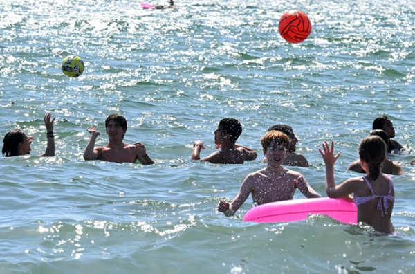 Historic heatwaves sweep Europe, shattering records from Iberia to Balkans Historic heatwaves sweep Europe, shattering records from Iberia to Balkans