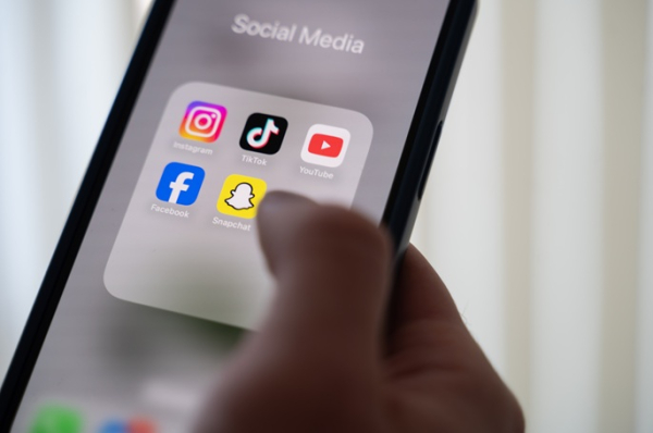 EU expert panel urges social media restrictions for children under 13 EU expert panel urges social media restrictions for children under 13
